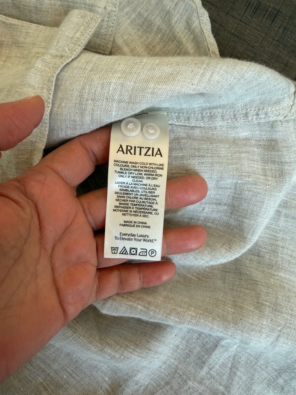 As new Aritzia BABATON button down shirt size large Babaton
Utility Linen Shirt - Picture 9 of 16